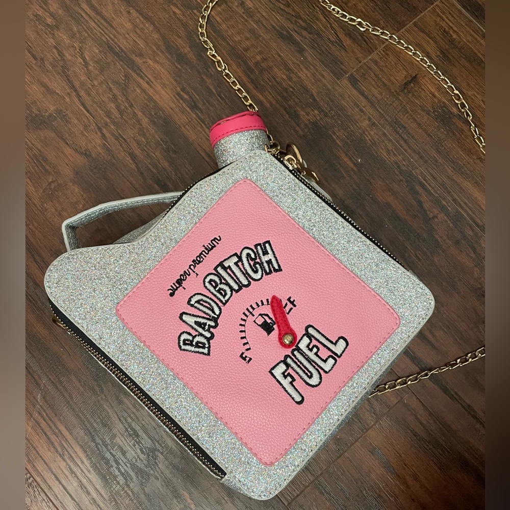 Bad B**** Fuel Purse